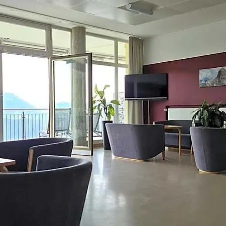 Viktor Hotel 3*